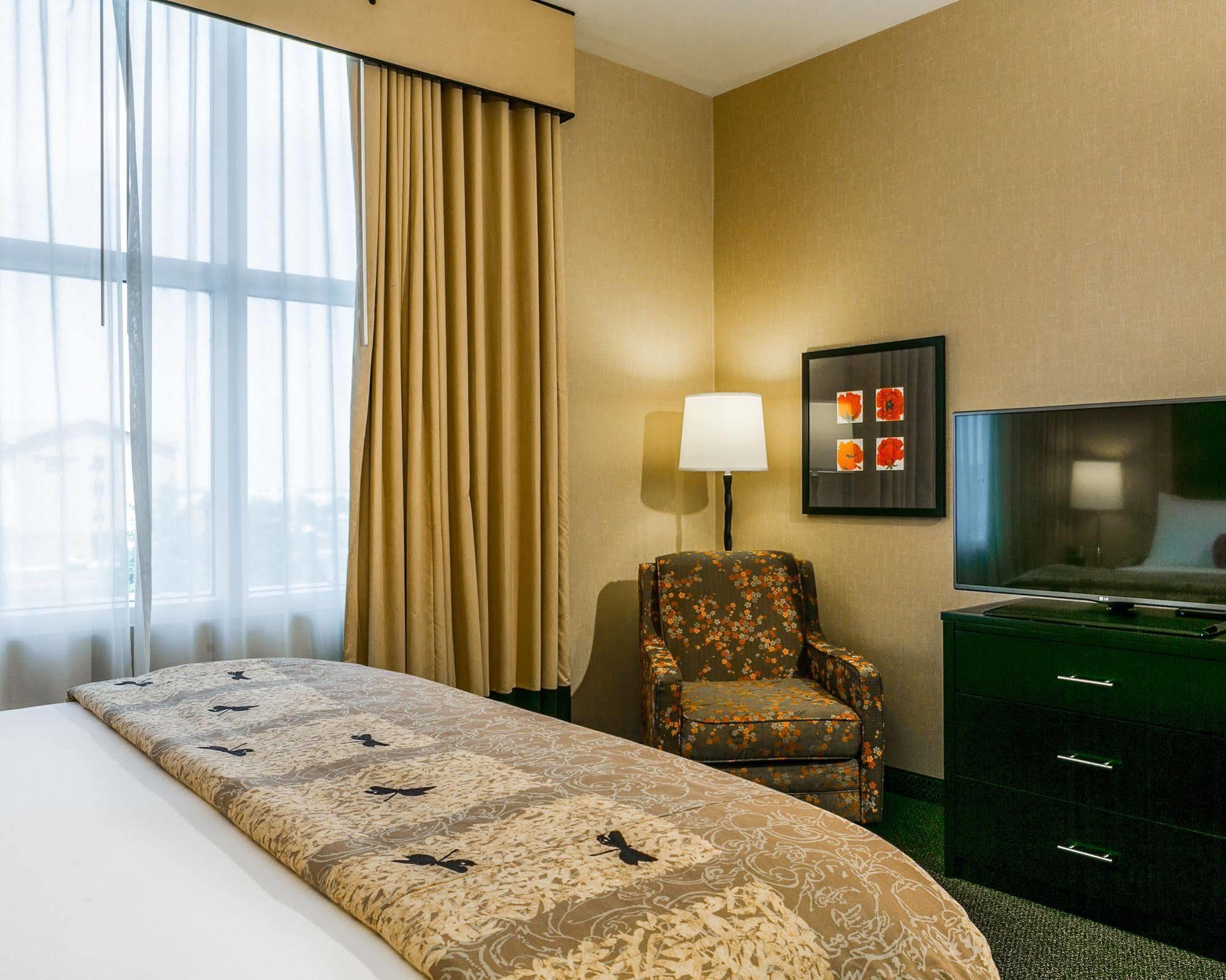 แคมเบรีย โฮเต็ล โคลัมบัส - โพลาริส Hotel ภายนอก รูปภาพ